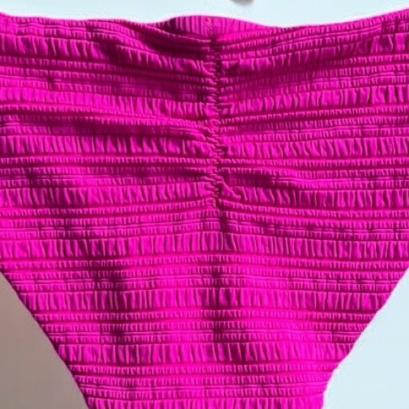 🌻NEW w/tag Becca Hibiscus Textured Adela Hipster Bikini Bottoms Size Medium - Picture 6 of 10